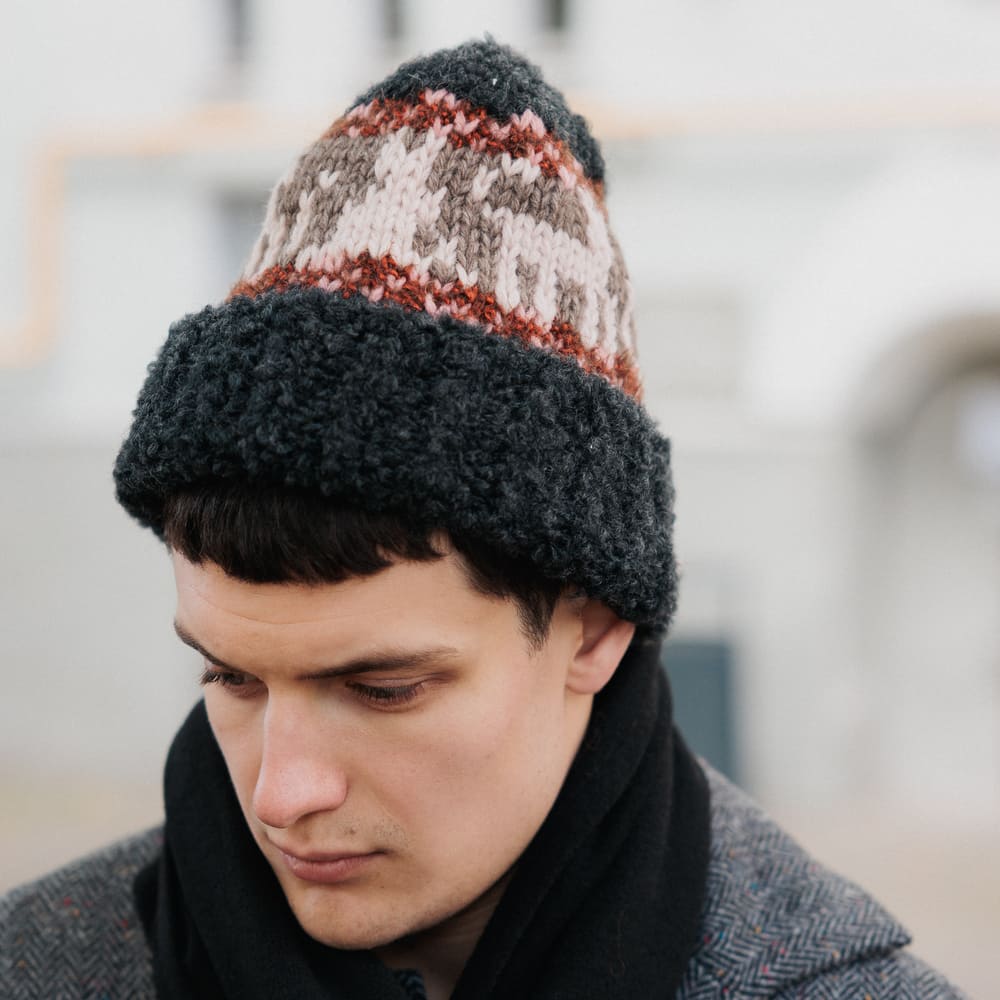 Шапка CHECK YA HEAD серая с рисунком Котики Средневековья Т2159/10 - фото 6