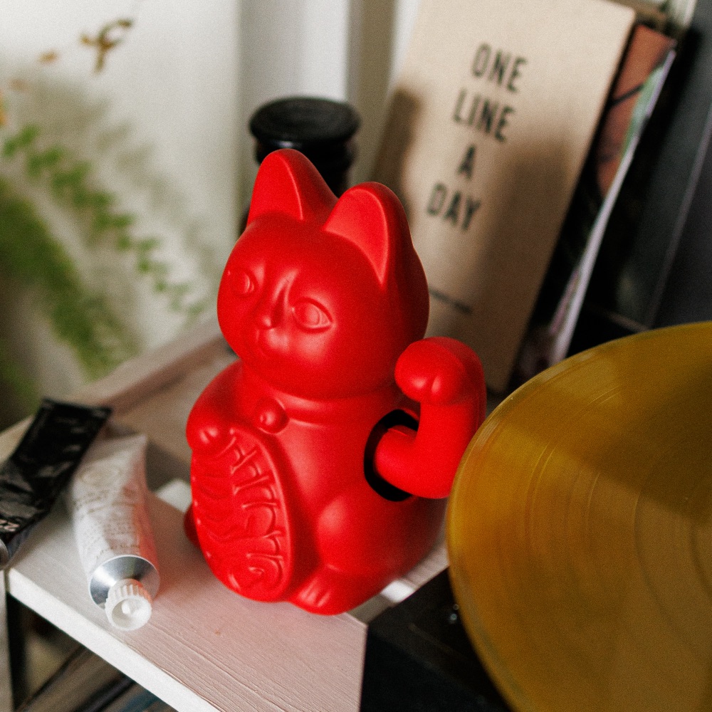 Манэки-нэко - Lucky Cat красный матовый - фото 2