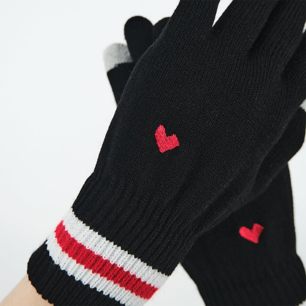 Перчатки черные с сердечком - фото 2