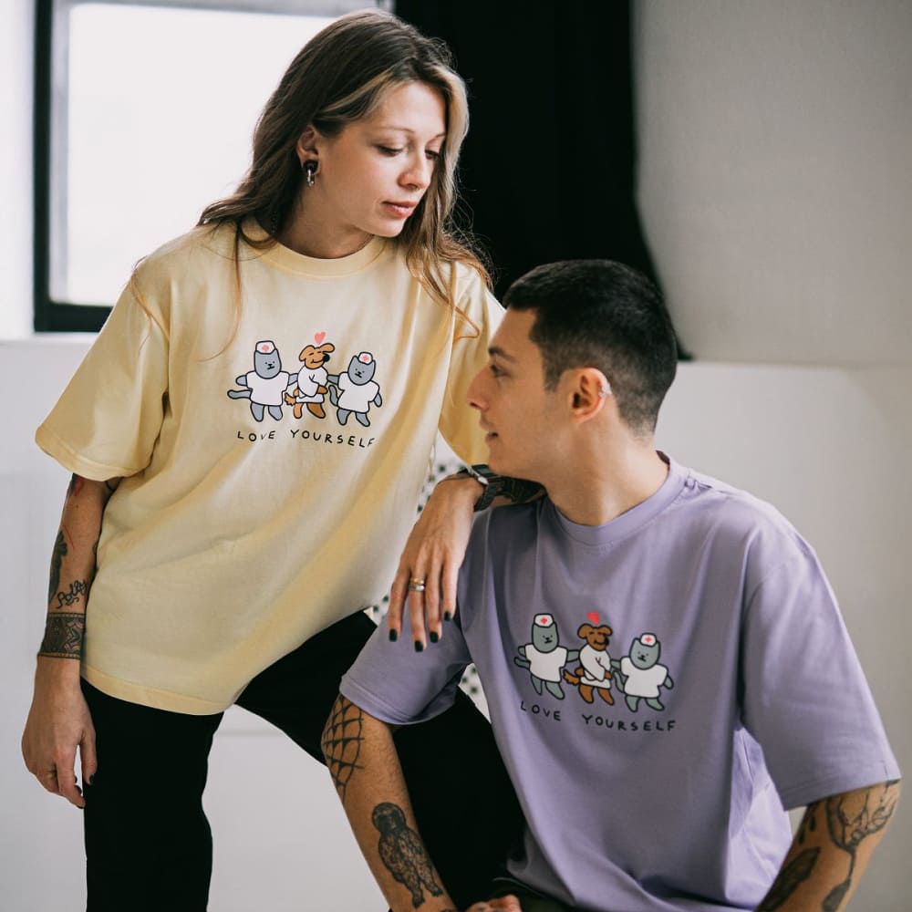 Оверсайз футболка Barking Store Love yourself мужская желтая - фото 2