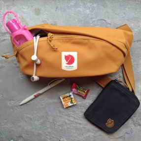 Сумка на пояс Fjallraven Ulvo Hip Pack medium Red Gold (171)