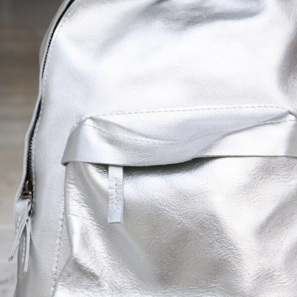 Кожаный рюкзак Kokosina Daypack серебряный - фото 14