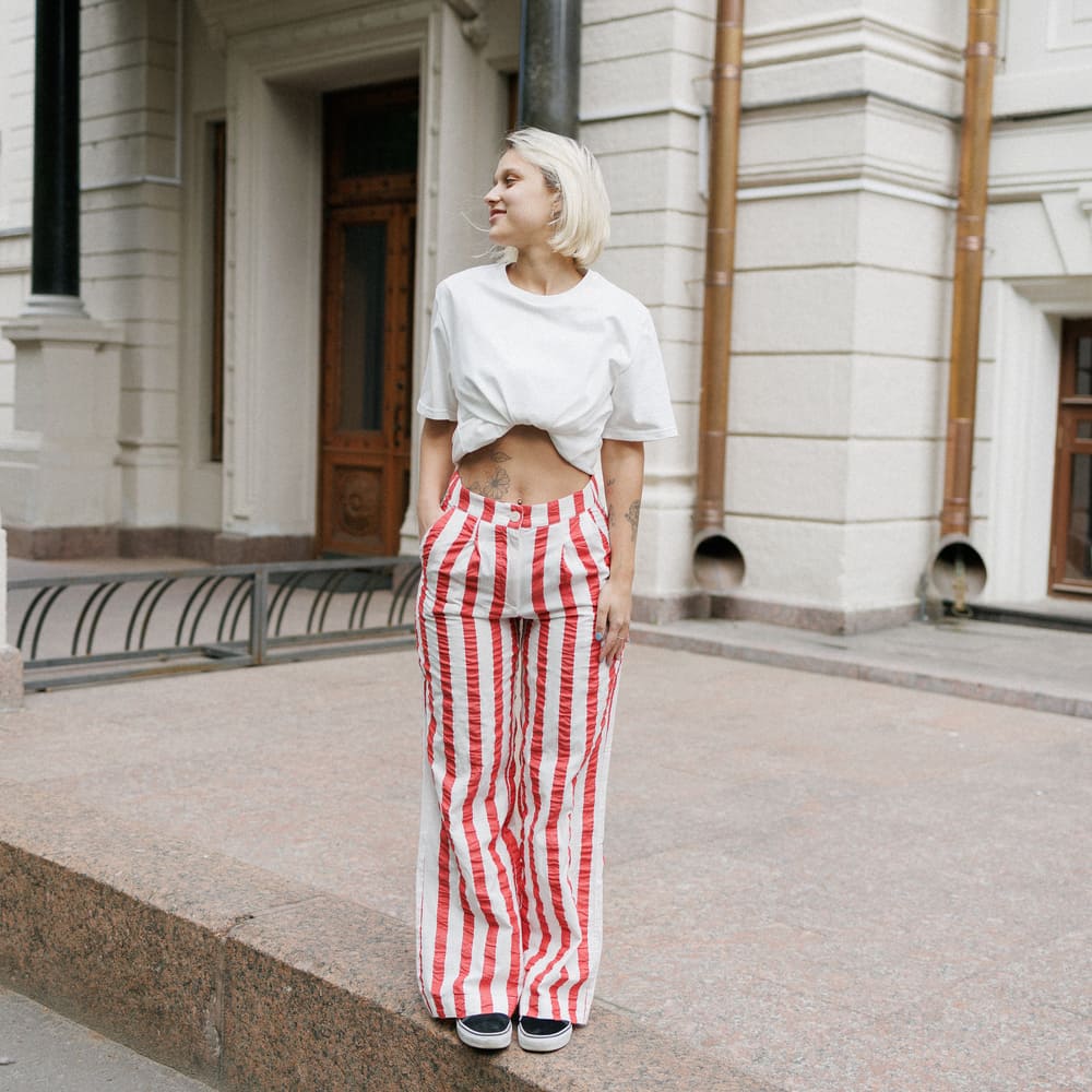 Брюки Thinking Mu Red Maxi Stripes Manolita