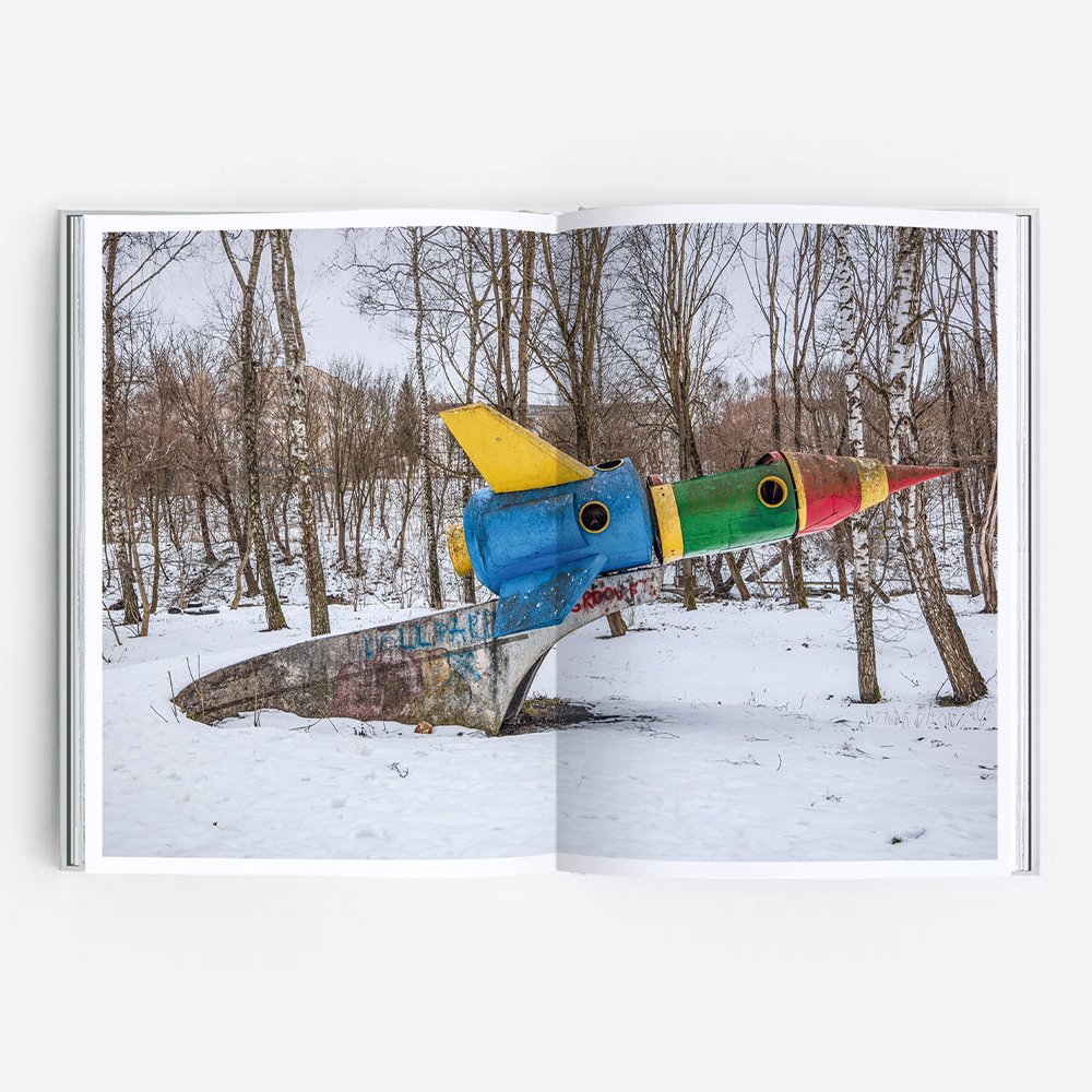 Книга Zupagrafika Soviet Playgrounds - фото 7