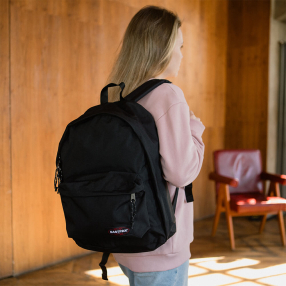 Рюкзак EASTPAK Out Of Office Black