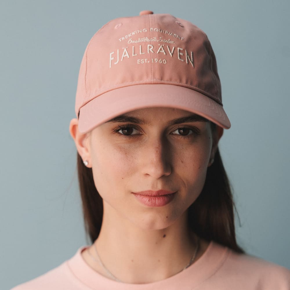 Кепка Fjallraven Est 1960 Cap Dusty Rose