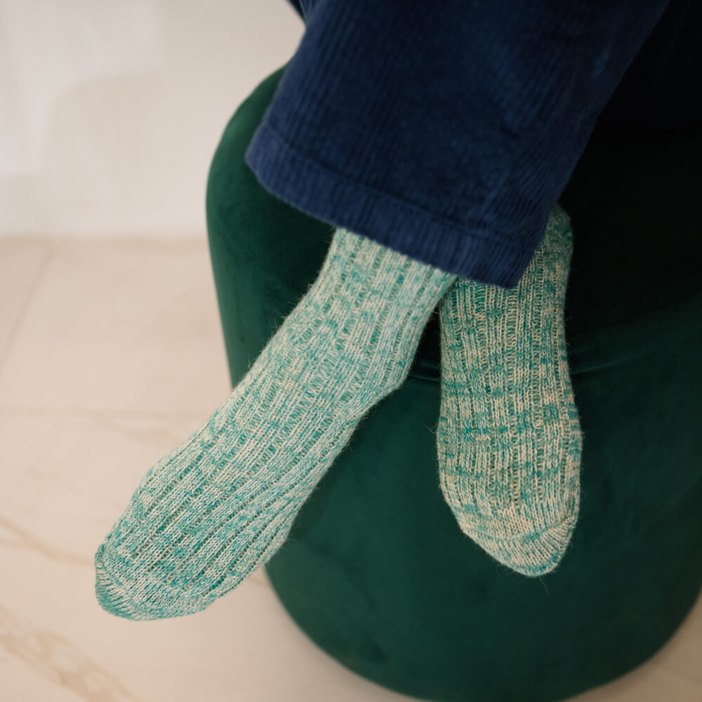 Шерстяные носки Friend Function светло-зелёные - фото 1