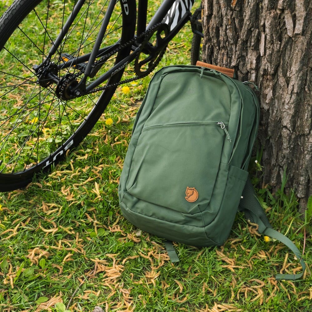 Рюкзак Fjallraven Raven 20L Deep Patina (679)