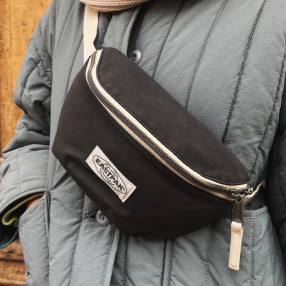 Сумка на пояс EASTPAK Springer Upgrained Black