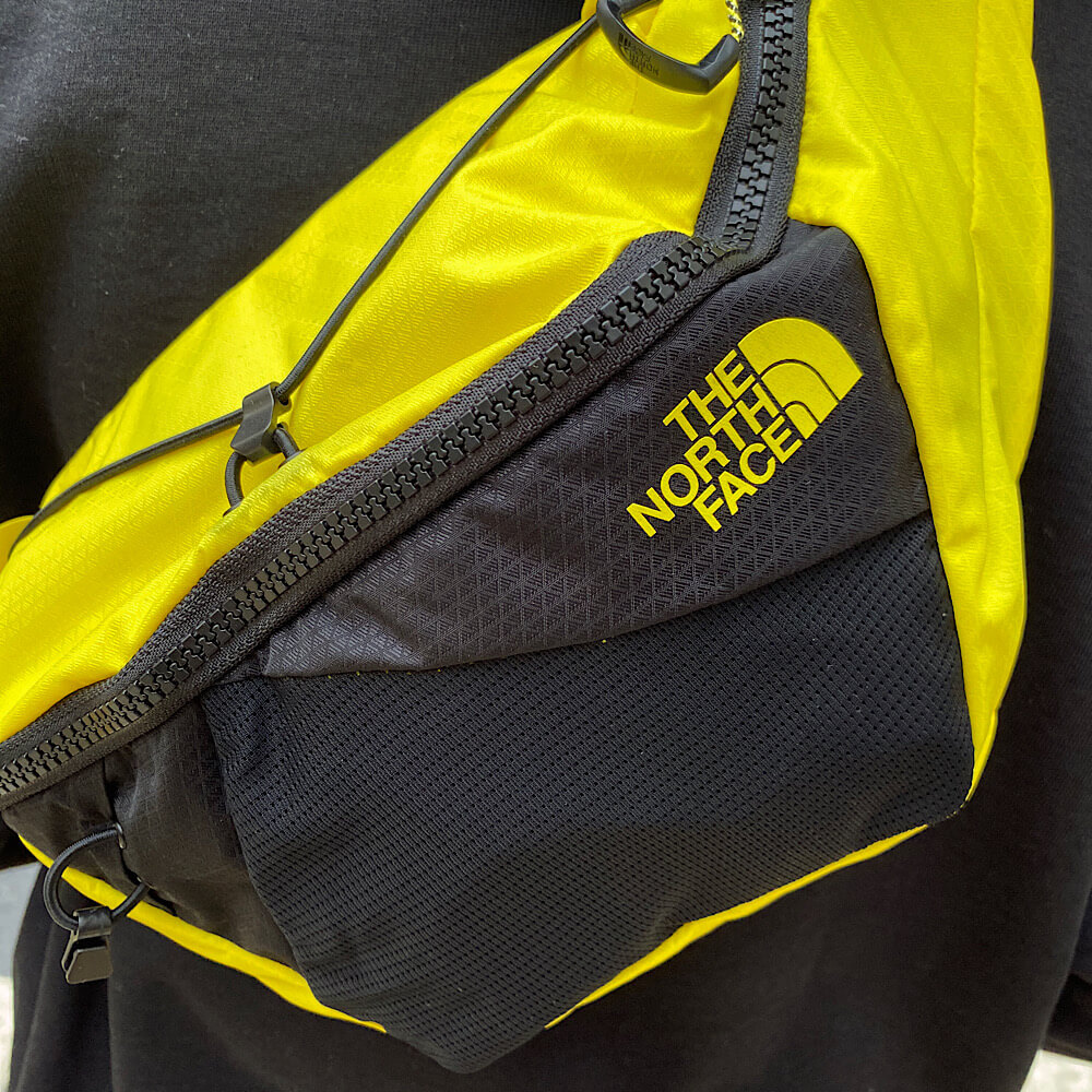 Сумка поясная The North Face Lumbnical S Lemon Black - фото 3