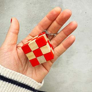 Брелок-кубик-головоломка Fridolin