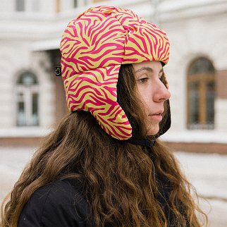Ушанка Friend Function зебровая розовая
