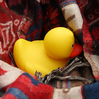 Утка резиновая жёлтая первый сорт