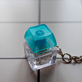 Брелок с кнопкой клавиатуры (разные цвета)