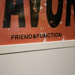 Плакат Friend Function Mas Amor разноцветный
