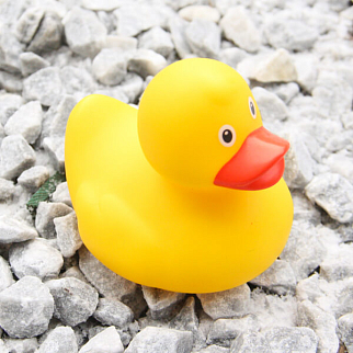 Утка резиновая жёлтая первый сорт