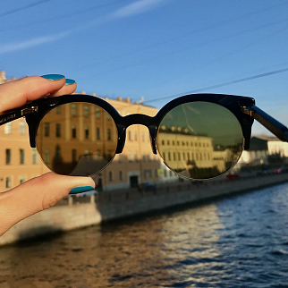 Очки RETROSUPERFUTURE Lucia Black 24K