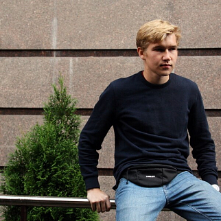 Сумка на пояс Thriller черная