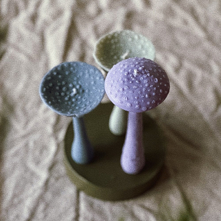 Ароматическая свеча Unification Love Гриб шляпкой вниз лиловый