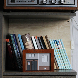 Ночник Капля Света - Ночной Подъезд