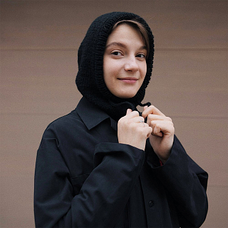 Вязаный капор капюшон Friend Function черный