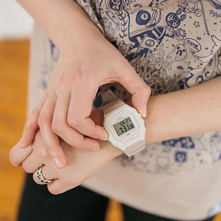 Часы Casio W-218HC-4A