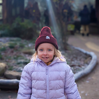 Шапка Kusto KIDS бордовая с вышивкой