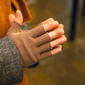 Перчатки без пальцев (разные цвета)