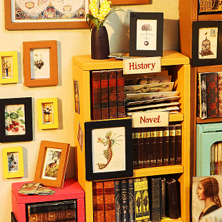 Интерьерный конструктор Robotime Sam's Study Library