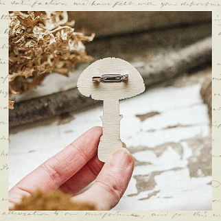 Деревянная брошка PlantMyBones Подосиновик