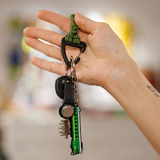 Брелок металлический FRIEND FUNCTION Электричка ЭР2